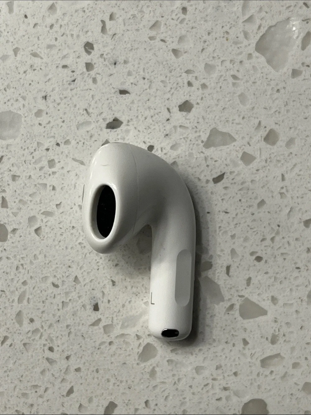 Genuine Apple AirPods 4 (L) A3053 Left side Replacement ONLY